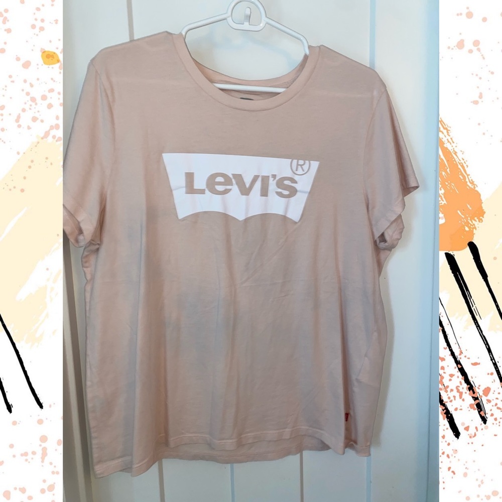 Levi’s Crew Neck tee